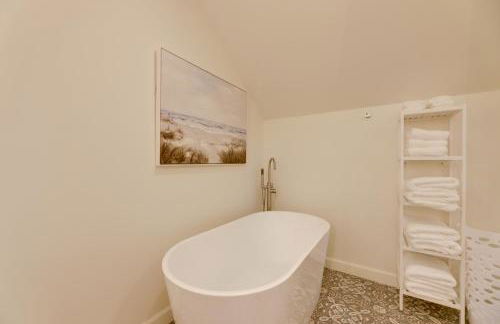 1 Block to Loveland Bike Trail The Frog Man Inn - Foto 16