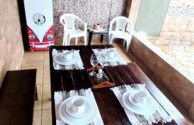 Casa Espaço Sara Piscina com total privacidade, área gourmet completa com churrasqueira fogão a lenha, a 5min do centro e do parque das águas - Foto 14