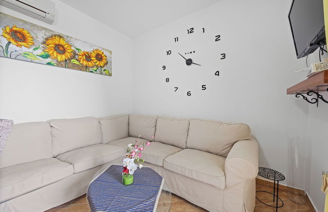 Mery's Sunny Pool Apartment - Foto 7