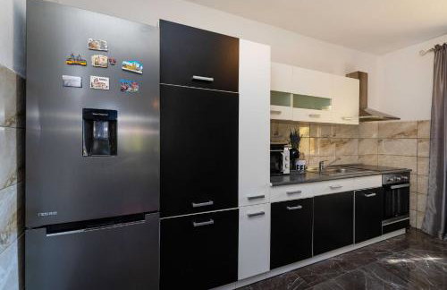 MY DALMATIA - Holiday home Olive Garden with private swimming pool - Photo 12