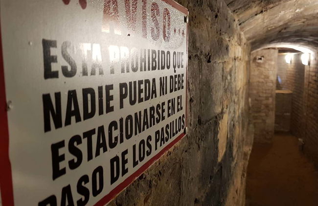 Visite de l'abri anti-aérien n°4 et des zones de la guerre civile - Photo 7