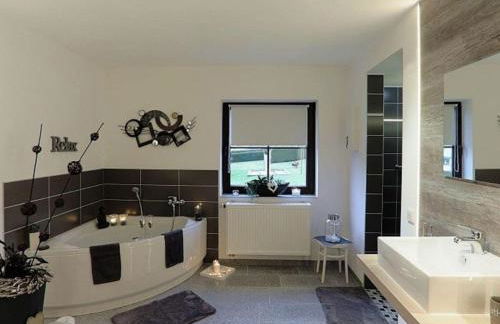 Holiday Home in Gönnersdorf near Badesee - Foto 26