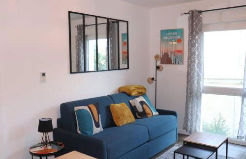 Les cèdres -Tram A 50 mètres, Bordeaux à 5 minutes, parking - Foto 3