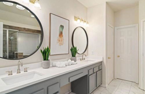 4BR 3BA Modern, newly remodeled, 16 ppl - Foto 3