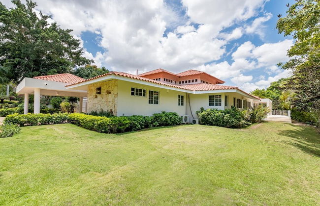 Casa de Campo Villa for Rent in Caribbean Style - With Pool Jacuzzi and Volleyball net - Foto 31