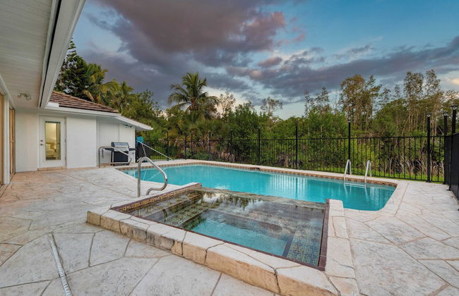 Casa Bonita by Avantstay Large Backyard, Patio, Pool + Hot Tub - Foto 33