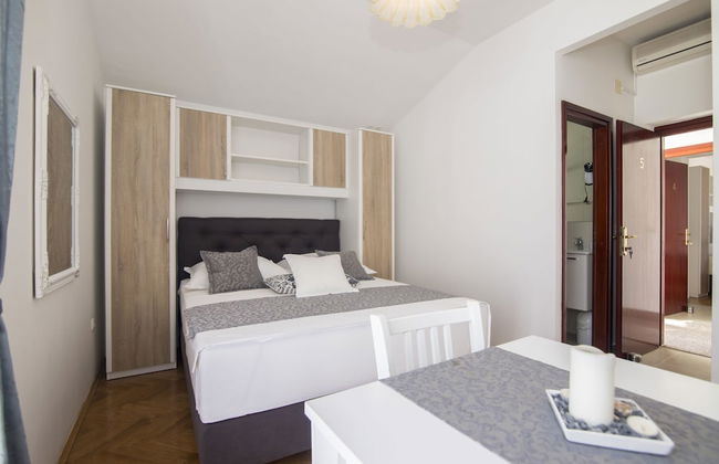 Apartments and Rooms Kapulica - Foto 7