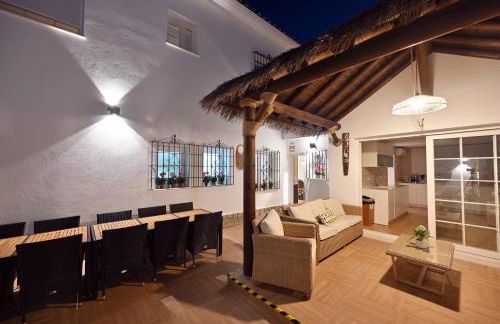 WonderStays Villa Lucía - Photo 74