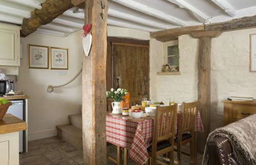 Slatters Cottage - 17th Century Cotswolds Cottage - Photo 17