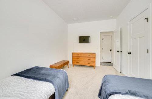 Walk to Beach Modern Retreat in Presque Isle! - Photo 21