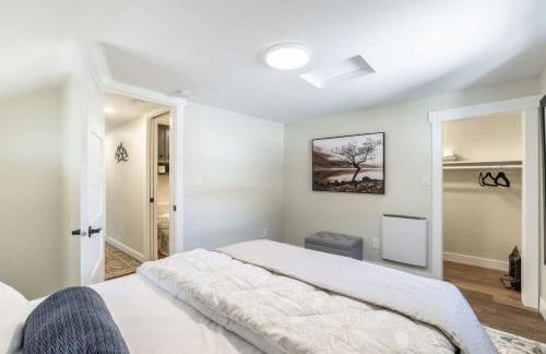 Flying Colors Cottage Walk to Downtown - Foto 19