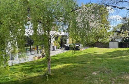 Studio with kitchen nestled lovely wooded cul du sac - Foto 15