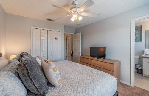 Charmosa 3Q/2.5B c/Jacuzzi * Vista Lago * - Foto 13