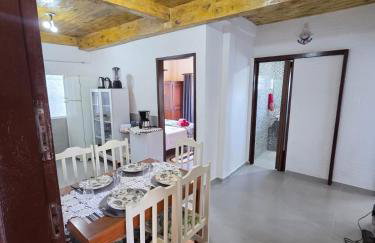 Casa no Ribeirão da Ilha - Florianópolis - Pé na areia - ar cond - pet - familia - Foto 3