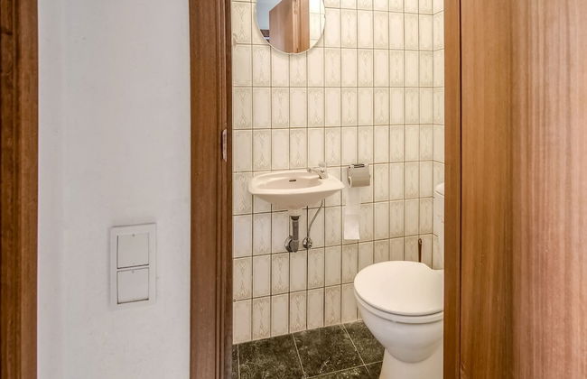 Quiet Valley View Retreat - Photo 22