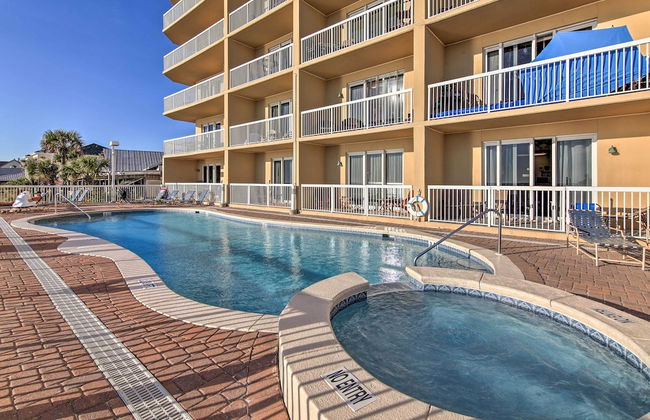 Oceanfront Panama City Beach Condo w/ Pool Access - Foto 19