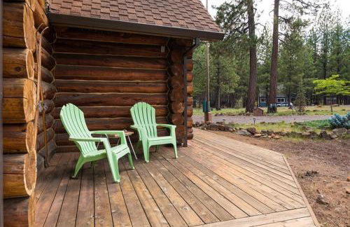 Sisters Dream Inn - Photo 17