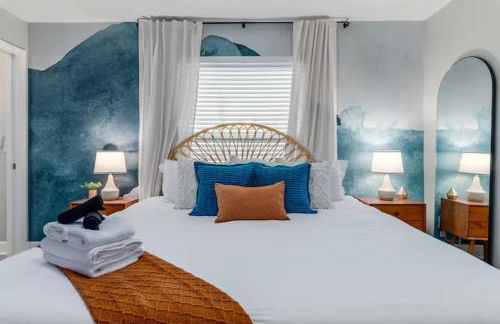 New listing~10 min to beach~Back yard fun~Pool - Foto 15