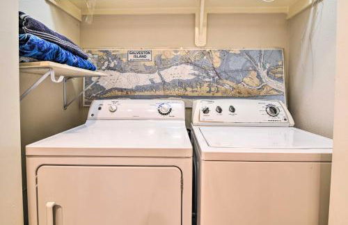 Less Than 1 Mi to Beach Salty Dog House in Galveston! - Foto 24