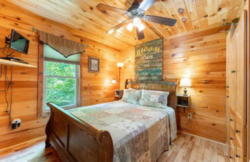 Wildflower Cabin with a private hot tub - Foto 9