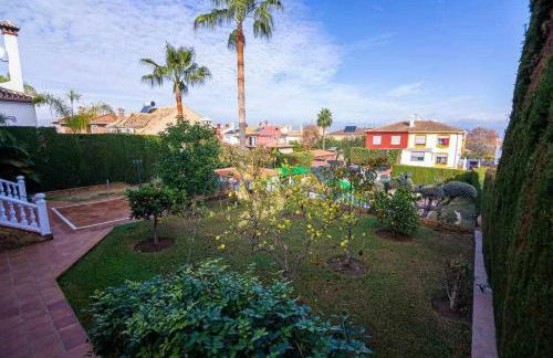 lujosa villa en Alhaurin de la Torre 7 dormitorios - Photo 16