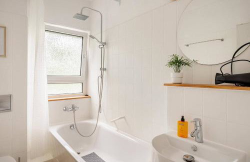 Gemütliche Ferienwohnung in Weinbergnähe & Tiefgarage - Foto 10