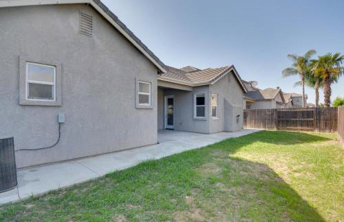 Remodeled Livingston Home with Private Backyard! - Foto 25