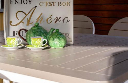 Patio & Parking - Self check-in & Remote access - Foto 17