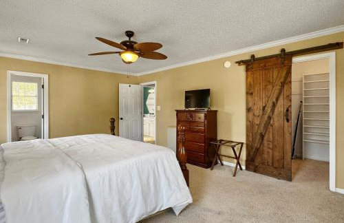 Cozy Home Away From Home - Pet-friendly, King bed - Foto 25