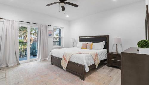 Upstay Island Retreat w Private Pool & Bay View - Foto 3