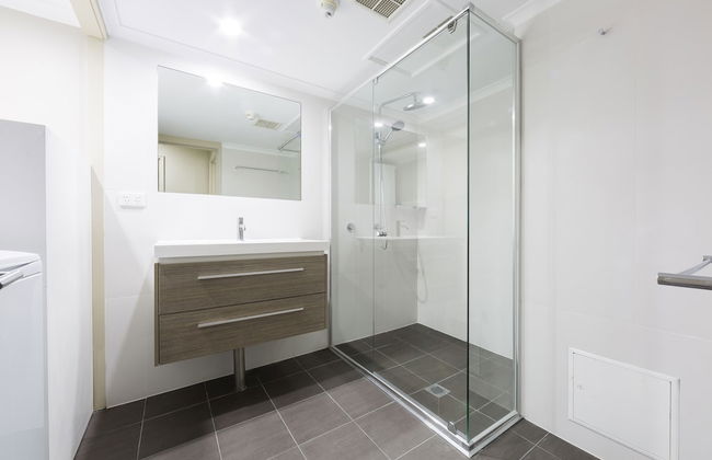 Pinnacle Apartments - Foto 26