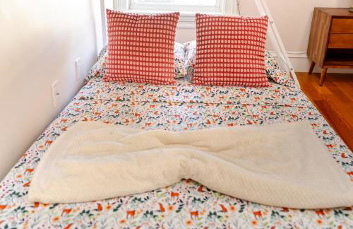 383 - 3BR Quincy - Chic House near Adams Park - Foto 38