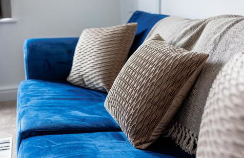 2 BR Home Perfect for Short and Long Term Stay - Foto 49