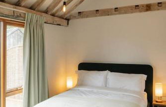 4 Henham Barns - Photo 13