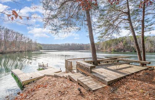 Lake Point Escape on Belews Lake - Foto 22