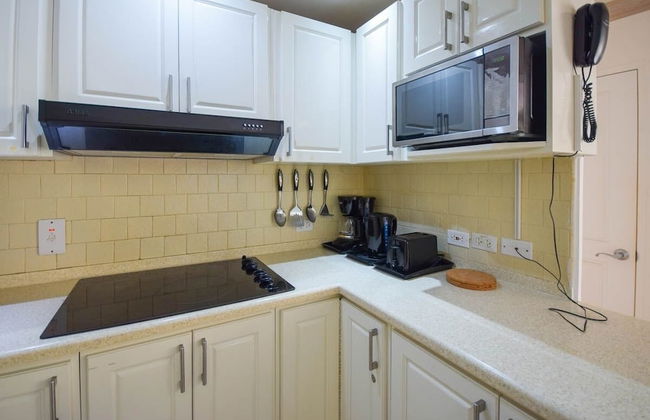 Modern 2-bed Apt Near Beach In St. Lawrence Gap 2 Bedroom Apts by Bluescape - Foto 25