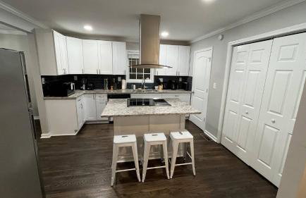 Stylish 4BR Near ATL Attractions - Photo 9