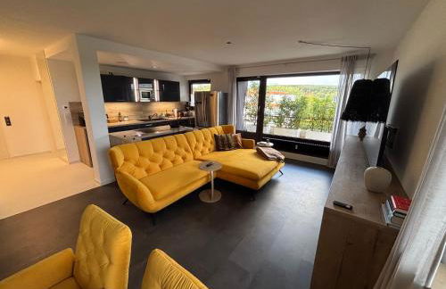 Penthouse mit Whirlpool, Traumblick und großer Dachterrasse - Foto 8
