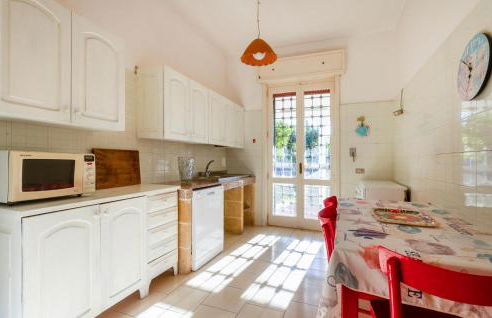 Amazing Home In Torre Specchia Ruggeri - Foto 4