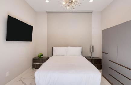 Pool • Hot Tub • Views Luxury Design Villa Valentina by AvantStay - Foto 53