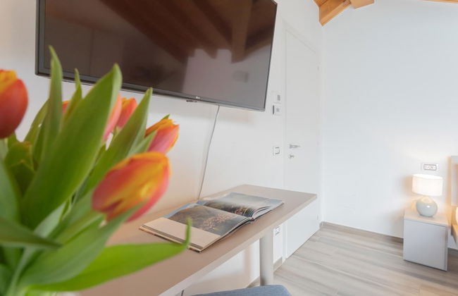 Dream Lake Apartments - Photo 5