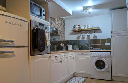One bedroom self-contained accommodation - Foto 18