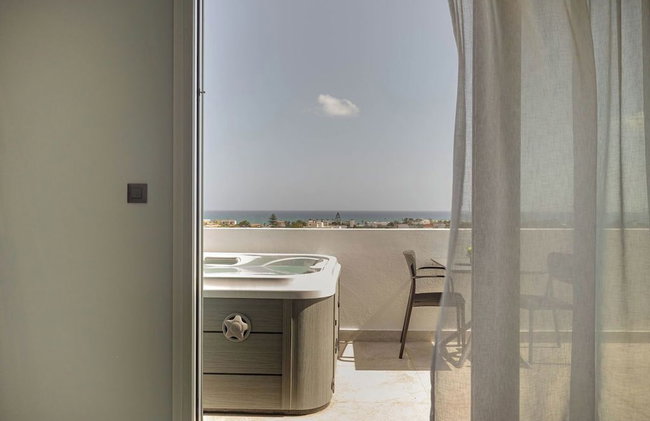 Nerium Luxury Suites - Photo 157