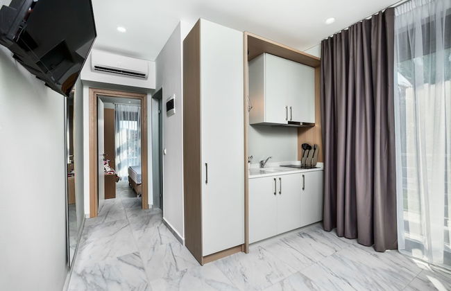 Nymphes Deluxe Accommodation - Photo 15