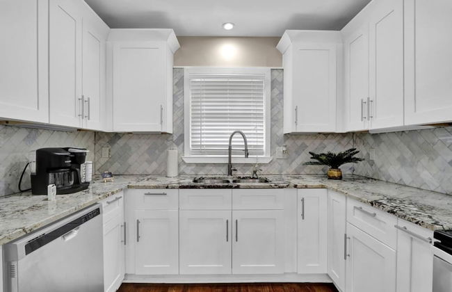 Heart of Buckhead Message Now for Summer Special - Photo 57