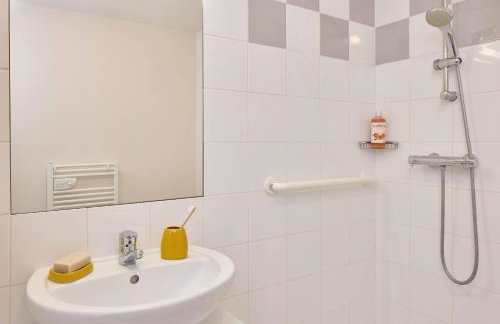 Quality Aparthotel Portes de Rennes - Photo 9