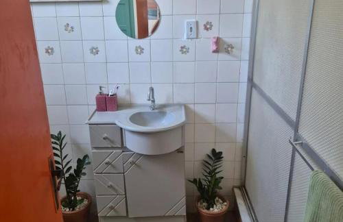 Casa de Veraneio Grande com Piscina, Churrasqueira e 4 quartos - Foto 19