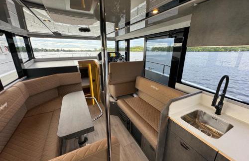 Yacht als Wohnung zu vermieten Hausboot direkt Tempelhofer Hafen - Foto 1