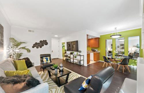 Beverly Hills Gem 1 BR Apt with Parking 218 - Photo 22