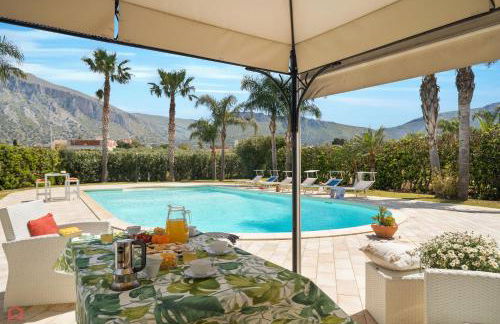 Panoramica Villa con Piscina sul Mare (Sanificata) - Foto 10